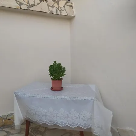 Retzos Rooms Himarë Exterior foto