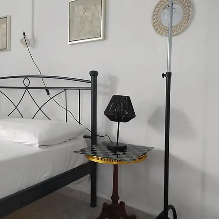 Retzos Rooms Himarë Exterior foto